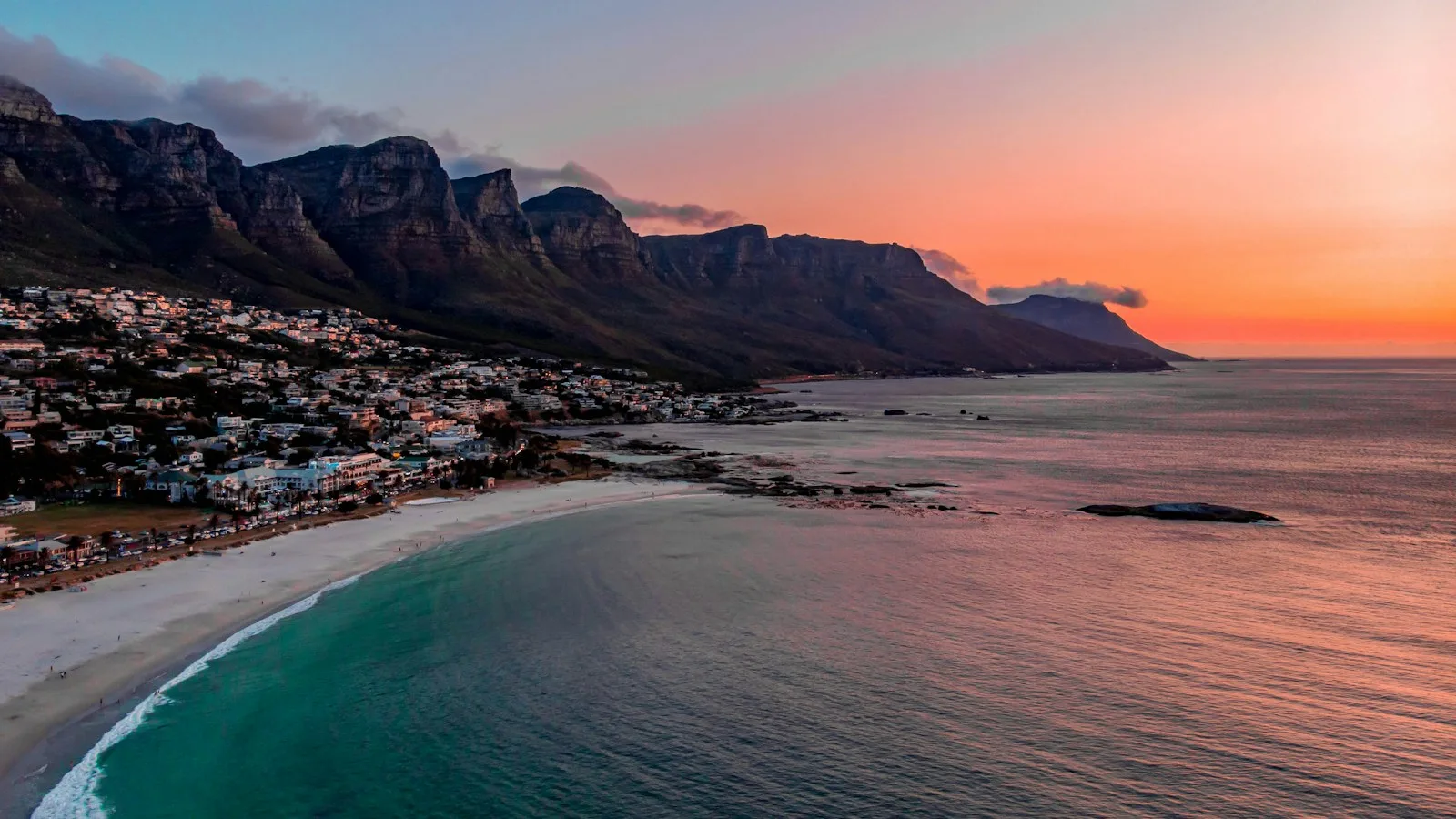 Paysage d'Afrique du Sud au lever du soleil
